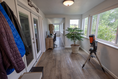 Country Home For Sale with Ample Water Rights on 40 Acres - image 26