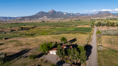 Country Home For Sale with Ample Water Rights on 40 Acres - image 24