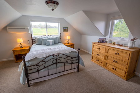 Country Home For Sale with Ample Water Rights on 40 Acres - image 3