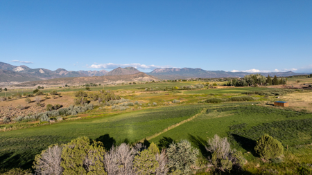 Country Home For Sale with Ample Water Rights on 40 Acres - image 21