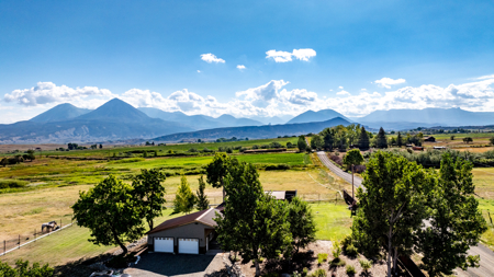 Country Home For Sale with Ample Water Rights on 40 Acres - image 16