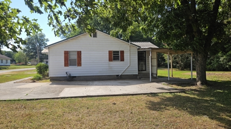 3 bed 2 bath on 3 lots in Rector Arkansas for sale - image 3