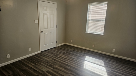 3 bed 2 bath on 3 lots in Rector Arkansas for sale - image 9