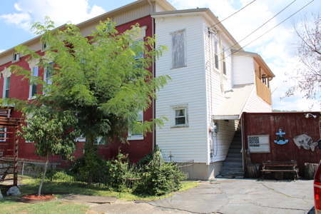 Clarington OH 4 Square Victorian Century home w/apartments - image 7