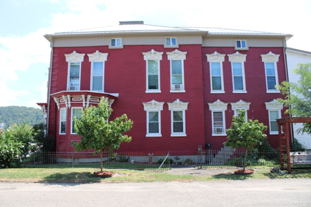 Clarington OH 4 Square Victorian Century home w/apartments - image 3