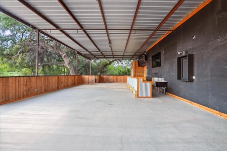 Versatile Property – Residential or Commercial Use with Acreage - image 36