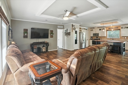 Versatile Property – Residential or Commercial Use with Acreage - image 3