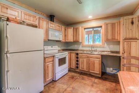 Naches, WA Country Home For Sale - image 13