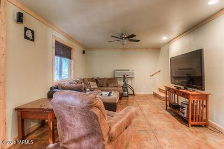 Naches, WA Country Home For Sale - image 15
