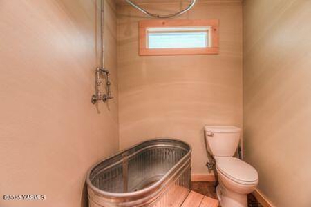 Naches, WA Country Home For Sale - image 11