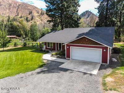 Naches, WA Country Home For Sale - image 38