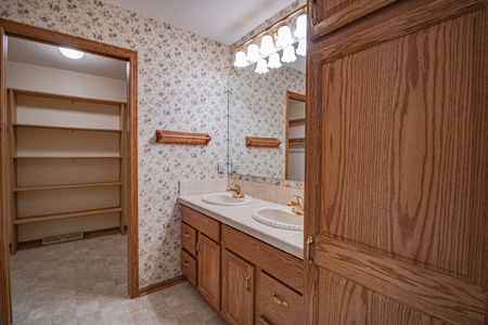 Zero Lot Line Home on Gombert Lakeside Estates - image 13