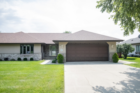 Zero Lot Line Home on Gombert Lakeside Estates - image 1