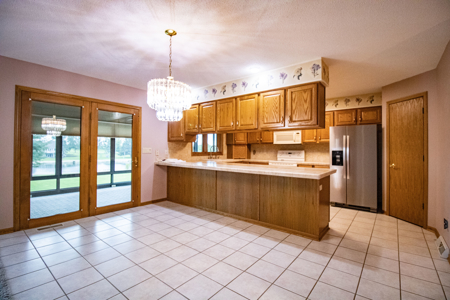 Zero Lot Line Home on Gombert Lakeside Estates - image 5