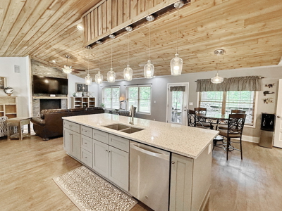 Private Ozark Retreat – Custom Ranch Home with Shop, Shed, and Ac - image 15