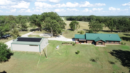 Private Ozark Retreat – Custom Ranch Home with Shop, Shed, and Ac - image 1