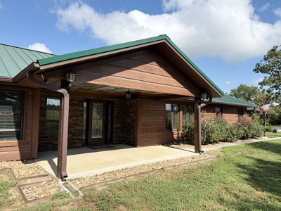 Private Ozark Retreat – Custom Ranch Home with Shop, Shed, and Ac - image 6