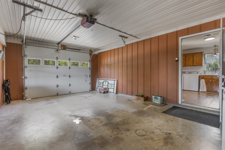 Home on 7 acres with cabin and Buffalo River access - image 29