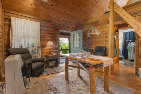 Home on 7 acres with cabin and Buffalo River access - image 44
