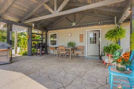 Home on 7 acres with cabin and Buffalo River access - image 30