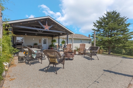 Home on 7 acres with cabin and Buffalo River access - image 35