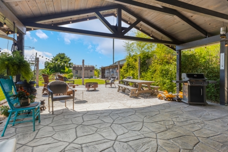 Home on 7 acres with cabin and Buffalo River access - image 32