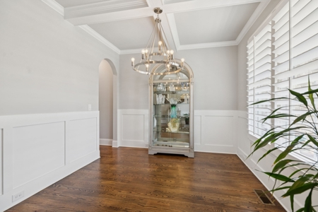 Country Home for Sale in Williamson County, Tennessee - image 5