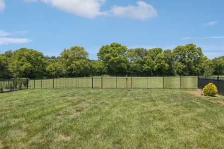 Country Home for Sale in Williamson County, Tennessee - image 41