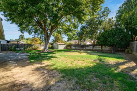 Winters, CA Homes with Large Yards or Sale - image 31