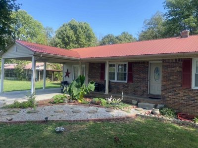 Charming Country Home Near Dale Hollow Lake - image 2