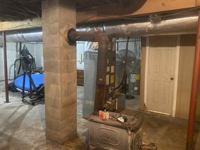 Charming Country Home Near Dale Hollow Lake - image 28