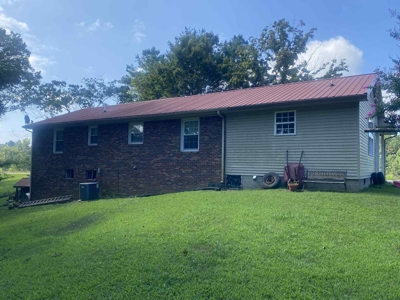 Charming Country Home Near Dale Hollow Lake - image 7