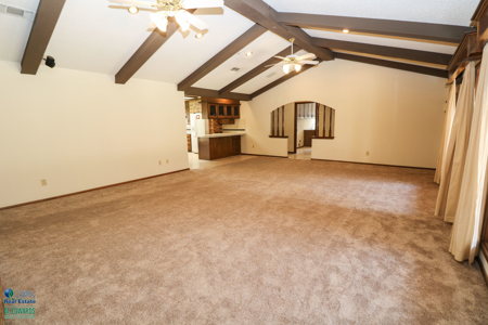 Gorgeous Home in a GREAT Neighborhood *4 Car Garage & Basement!* - image 19