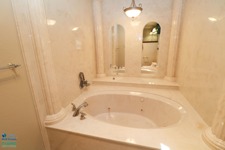 Gorgeous Home in a GREAT Neighborhood *4 Car Garage & Basement!* - image 22