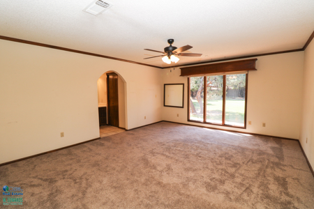 Gorgeous Home in a GREAT Neighborhood *4 Car Garage & Basement!* - image 23
