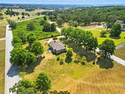 Ranch-Style Home with Walkout Basement, West Plains, Missouri - image 1