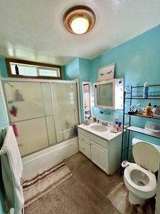 Home in Town For Sale in West Butte, MT! - image 11