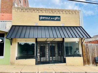 Prime Retail Space in Downtown Booneville - image 1