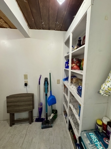 Charming 4-Bedroom home w/ Fenced in Backyard & Warranty - image 12