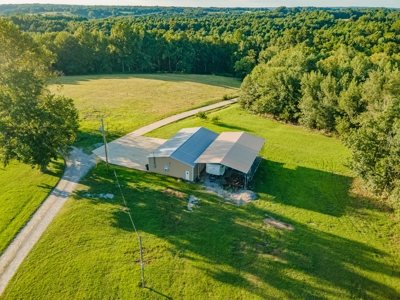 Country Home for Sale in Giles County, Tennessee - image 44