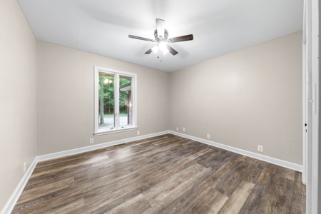 Country Home for Sale in Giles County, Tennessee - image 14
