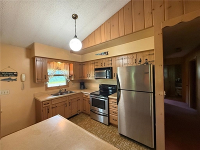 Waterfront 3 Bedroom Home For Sale in Sturgeon Lake MN - image 7