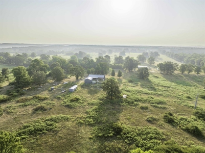 Country Home For Sale In Evening Shade AR - image 40