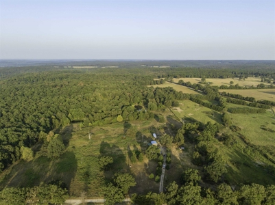 Country Home For Sale In Evening Shade AR - image 34