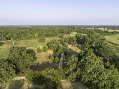 Country Home For Sale In Evening Shade AR - image 41