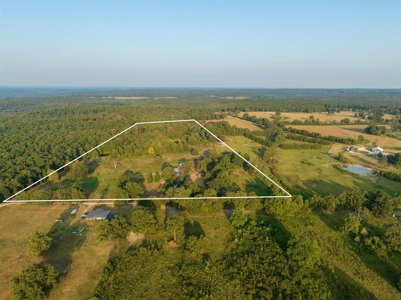 Country Home For Sale In Evening Shade AR - image 2