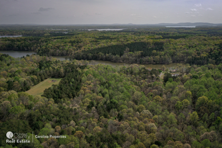 Lake front property on High Rock Lake - image 8