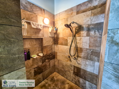 Turnkey Island Compound – Ideal for Family or Investment - image 9