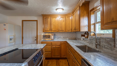 Farm for sale in the Arkansas Ozarks - image 16