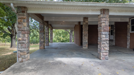 Farm for sale in the Arkansas Ozarks - image 8